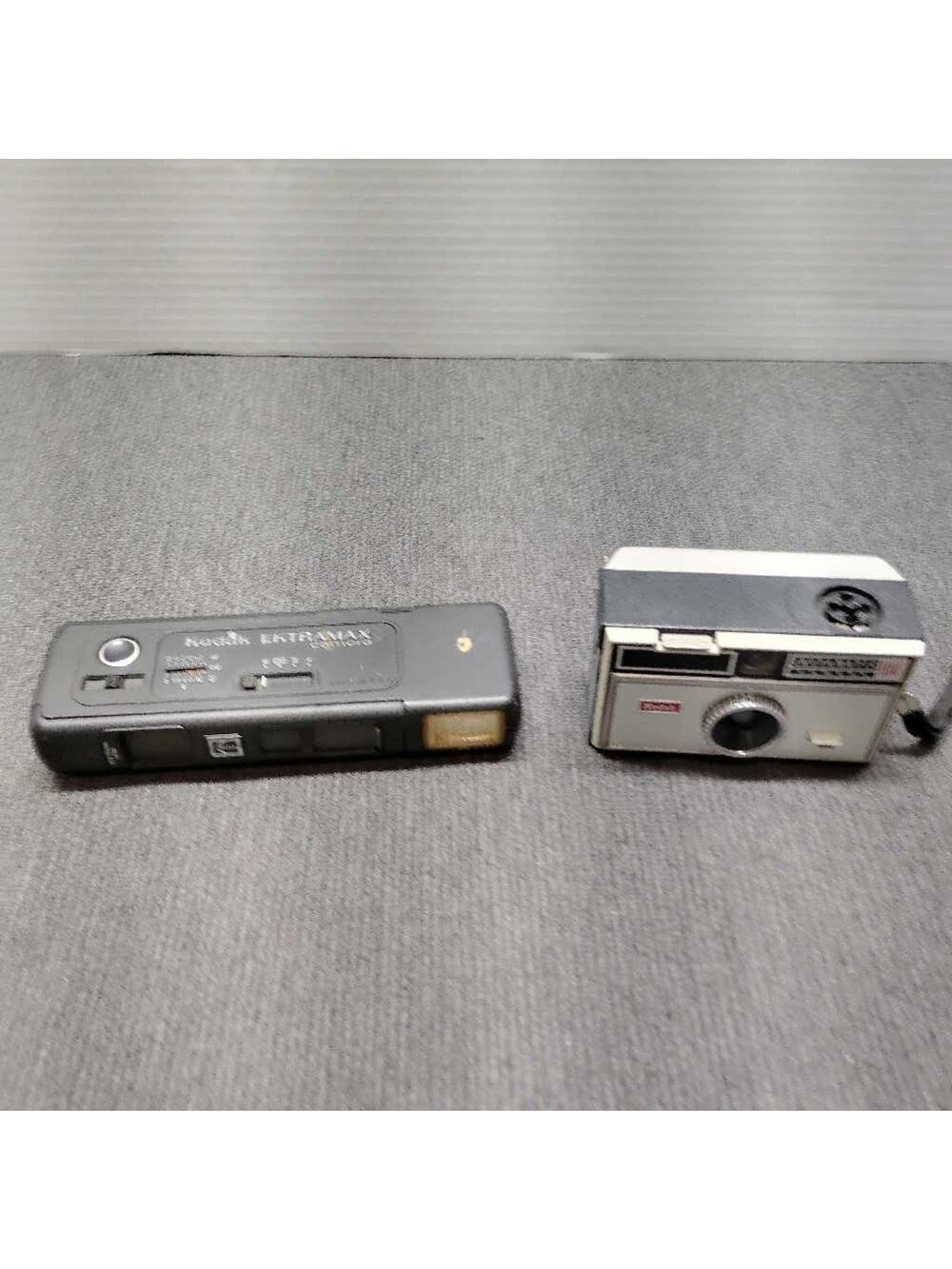 Kodak Ektramax Camera & Beacon Camera For Parts Untested Lot